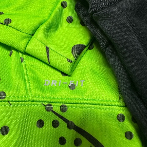 Nike 2pc track suit - Picture 3 of 6